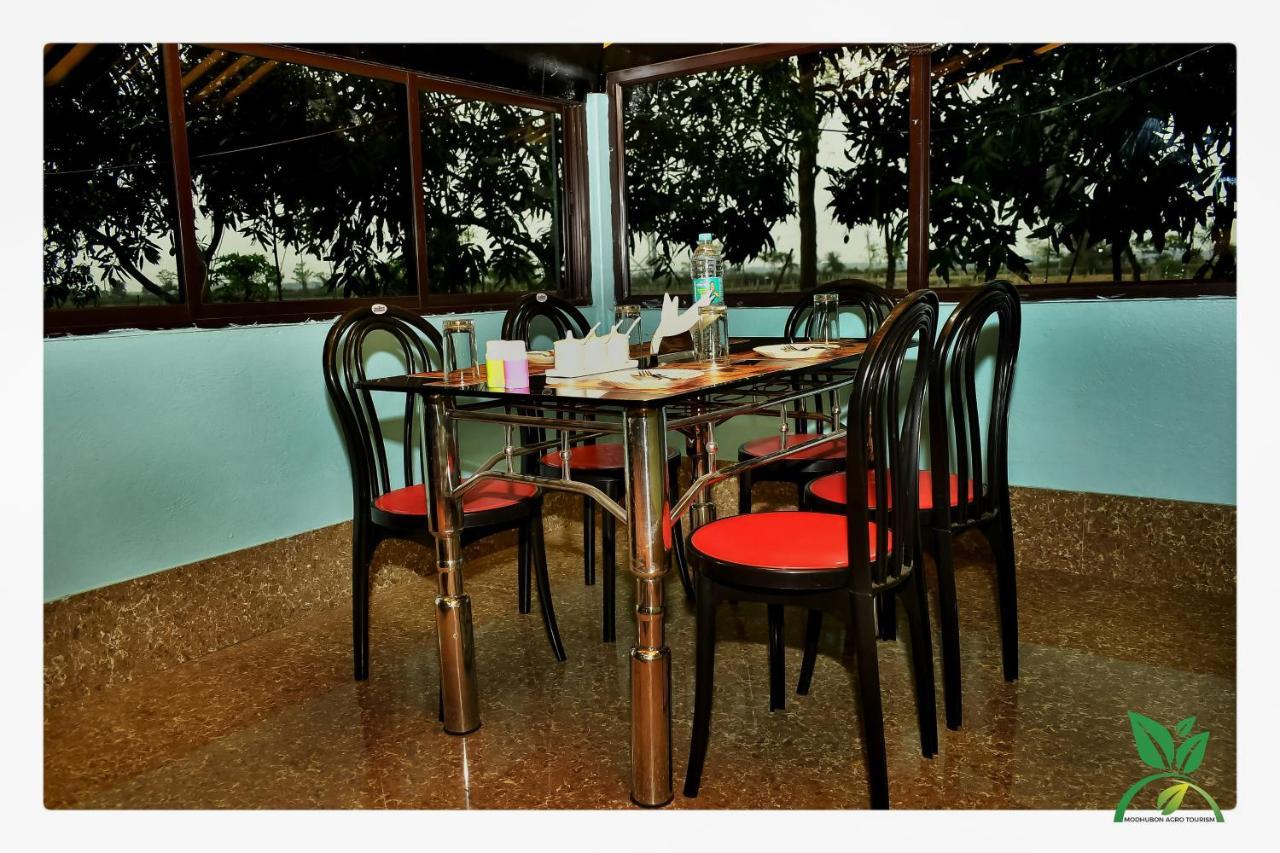 Modhubon Agro Tourism 호텔 볼푸르 외부 사진