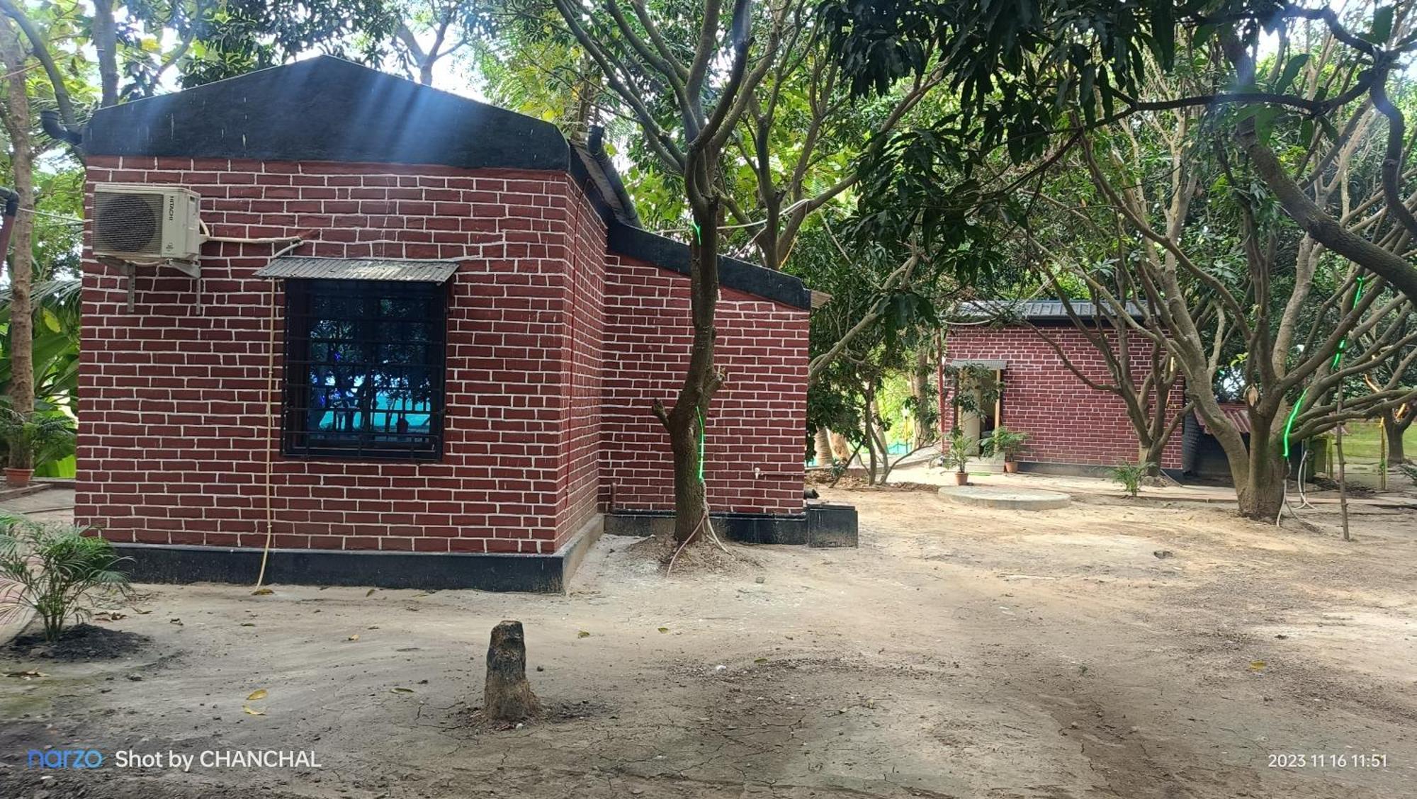 Modhubon Agro Tourism 호텔 볼푸르 외부 사진